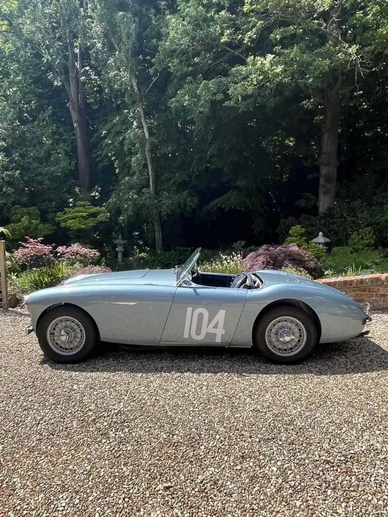Ian's very early Healey 1953 BN1 Healey 100