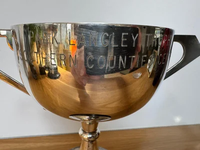 Park Langley Trophy Southern Counties Centre, Face, Detail.