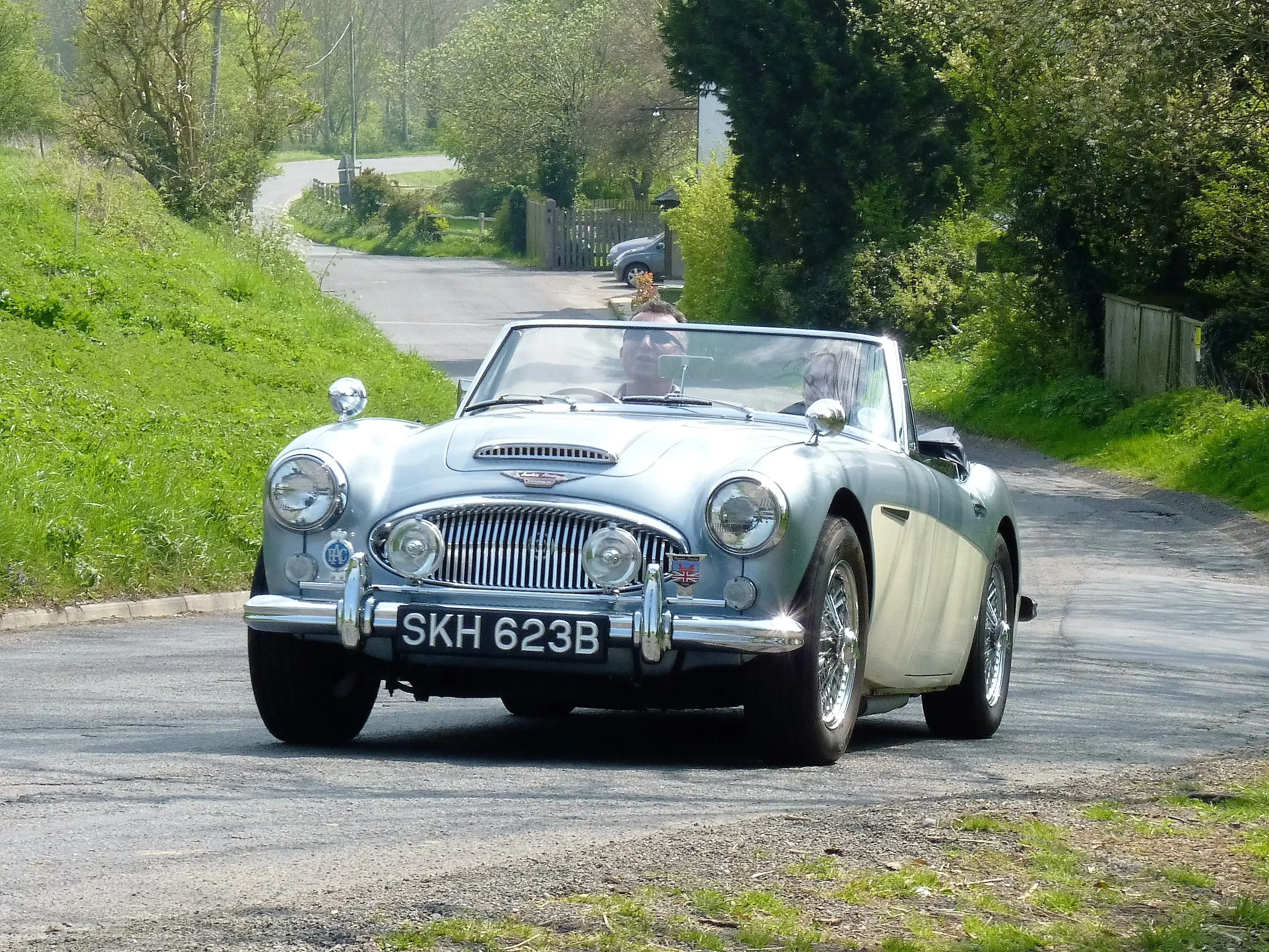 Richard & Chris in their 1964 Austin Healey 3000 MkIII BJ8 Phase I
